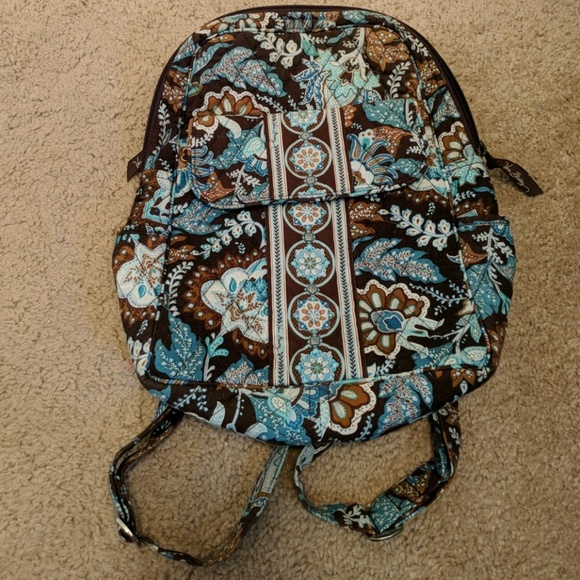 Vera Bradley Handbags - Vera bradley small backpack 💐